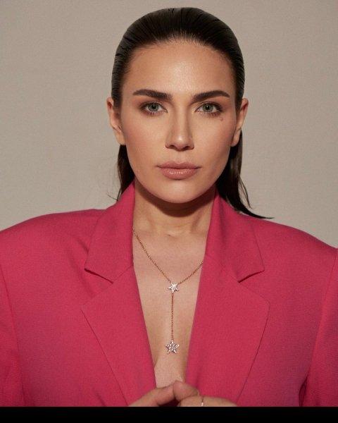 Buse Varol'un en beğenilen Instagram paylaşımları