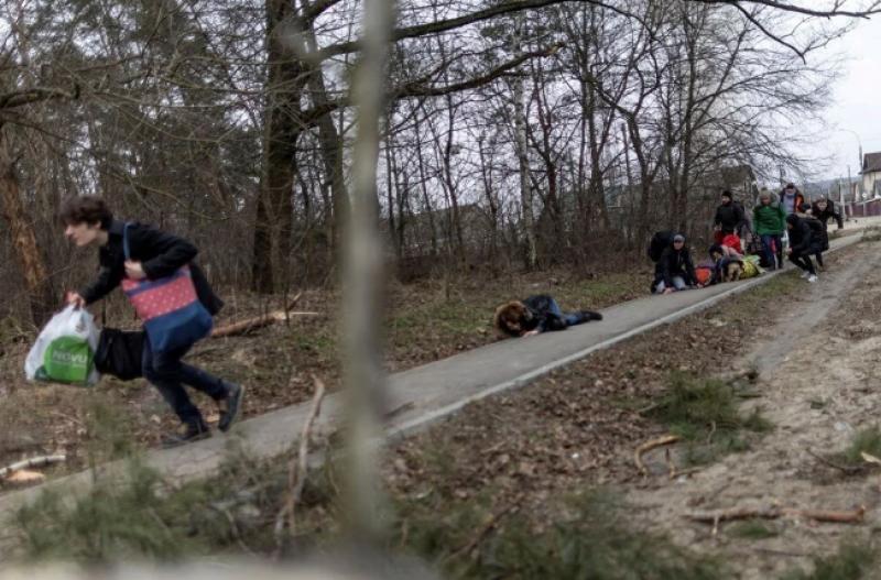Çatışmaların arasında tahliye edilen Ukraynalıların kareleri