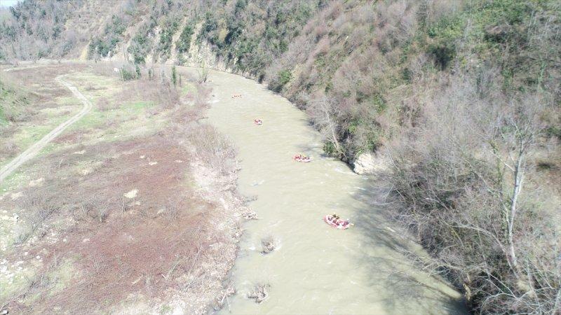 Melen Çayı'nda rafting sezonu başladı