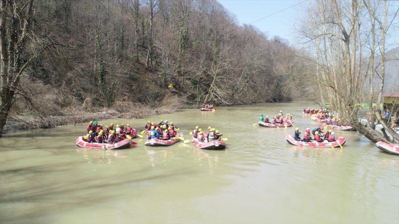 Melen Çayı'nda rafting sezonu başladı