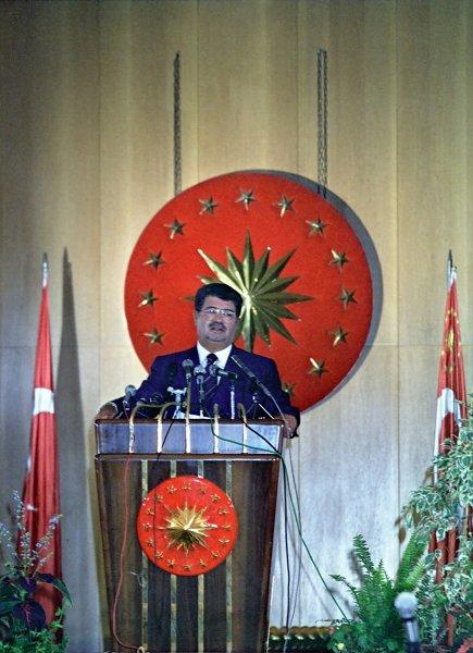 Turgut Özal'ın ölümünün üzerinden 29 yıl geçti