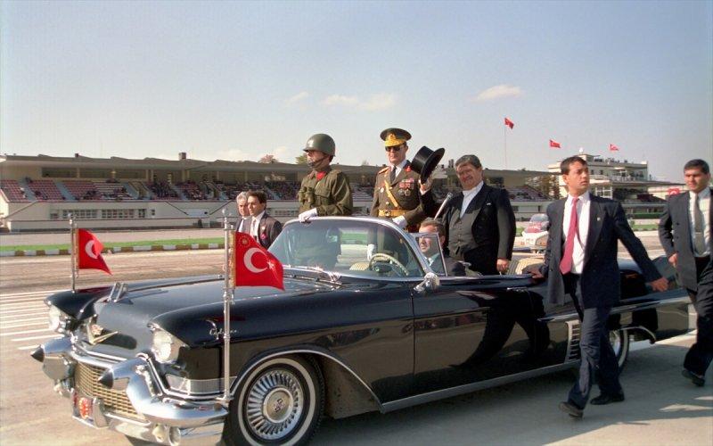 Turgut Özal'ın ölümünün üzerinden 29 yıl geçti