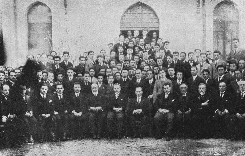 Mustafa Kemal Atatürk’ün gençlerle hatıraları 