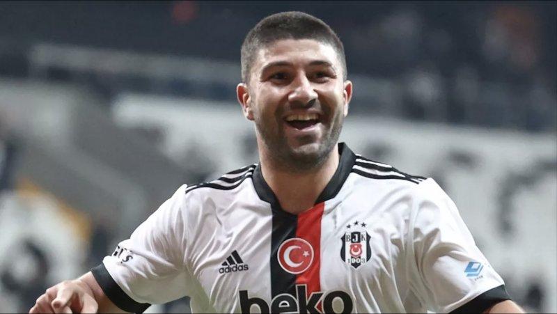 4 büyüklerde sözleşmesi biten oyuncular