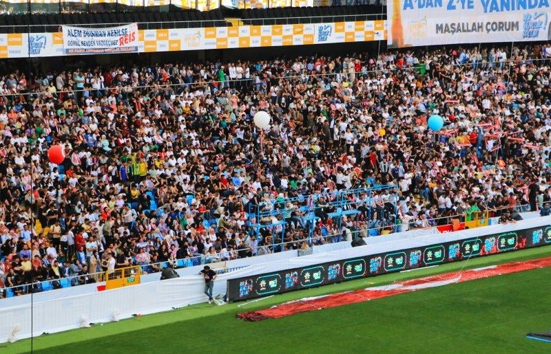 Adana'da AK Parti Gençlik Şöleni etkinliği düzenlendi