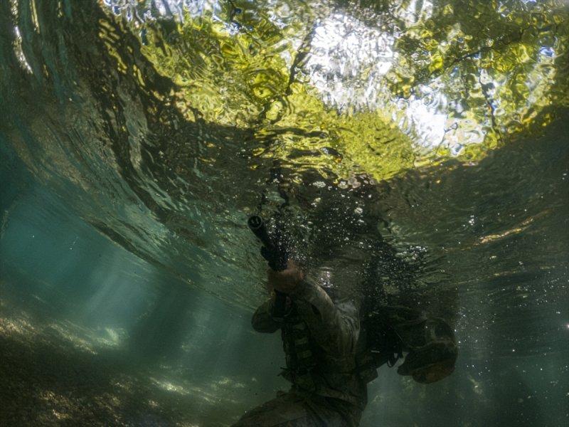 TSK Isparta'da, dünyanın en zorları arasında yer alan askeri eğitimi veriyor