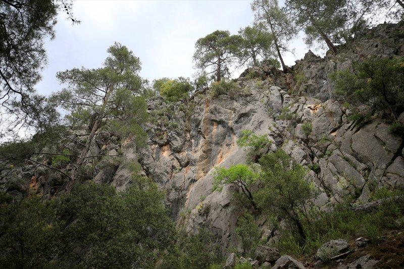 TSK Isparta'da, dünyanın en zorları arasında yer alan askeri eğitimi veriyor