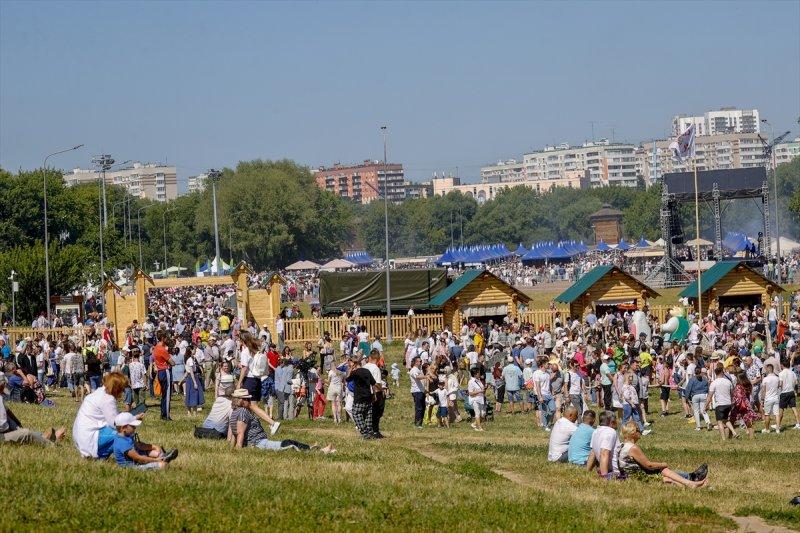Rusya'daki Tatarlar ve Başkurtlar, Sabantuy Bayramı'nı kutladı
