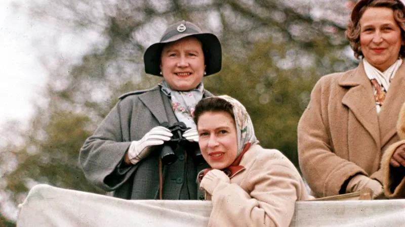 Fotoğraflarla İngiltere Kraliçesi 2'nci Elizabeth