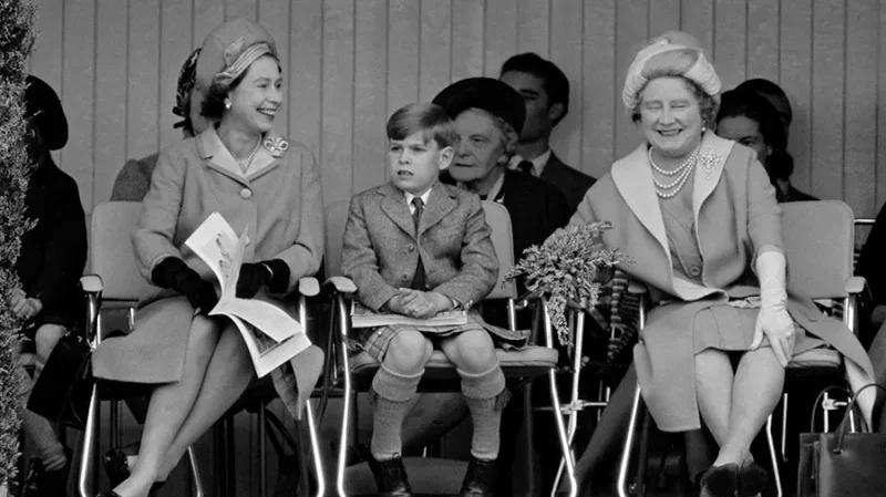 Fotoğraflarla İngiltere Kraliçesi 2'nci Elizabeth