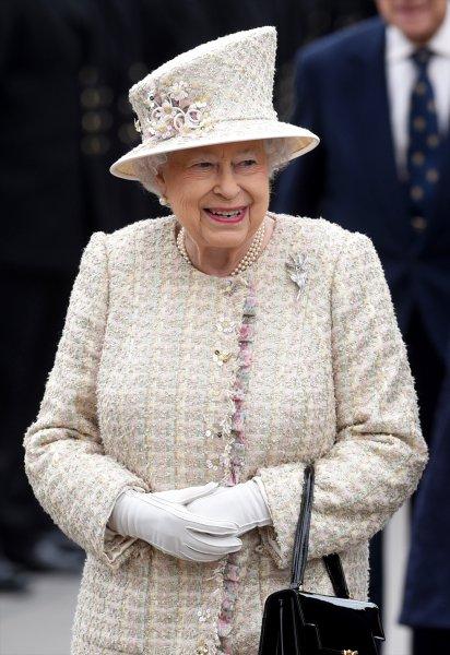 Fotoğraflarla İngiltere Kraliçesi 2'nci Elizabeth