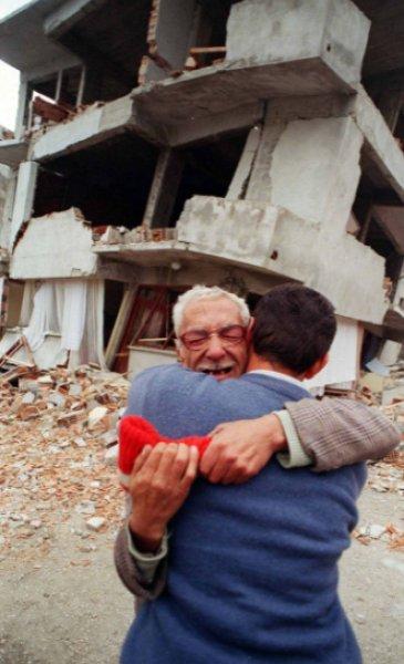 Düzce depreminin üzerinden 22 yıl geçti