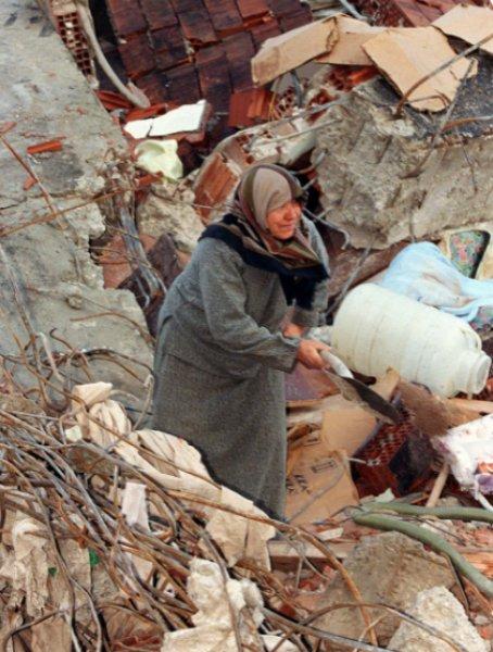 Düzce depreminin üzerinden 22 yıl geçti