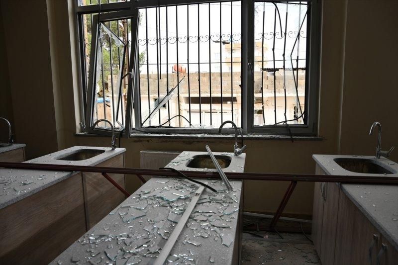 Terör örgütü PKK/YPG'nin Karkamış'a roketli saldırısı