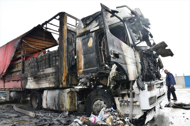Terör örgütü PKK/YPG'nin Karkamış'a roketli saldırısı