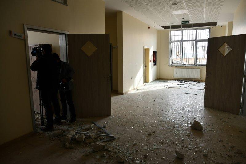 Terör örgütü PKK/YPG'nin Karkamış'a roketli saldırısı