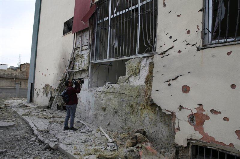 Terör örgütü PKK/YPG'nin Karkamış'a roketli saldırısı