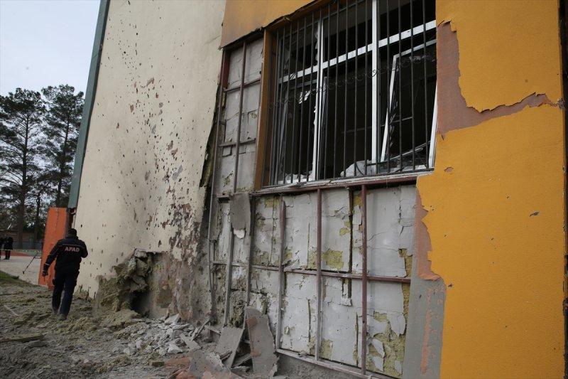 Terör örgütü PKK/YPG'nin Karkamış'a roketli saldırısı