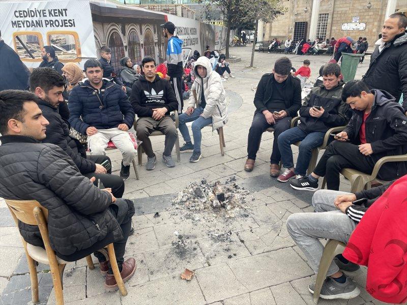 Düzce 5.9 şiddetindeki depremle sarsıldı