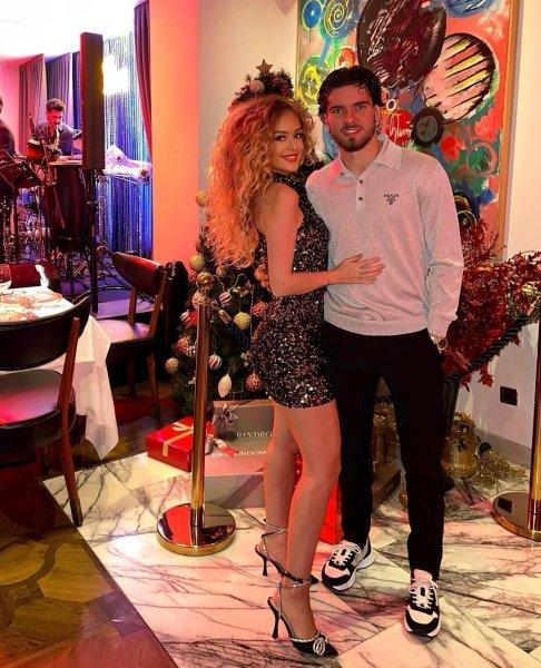 Futbolcuların yeni yıl paylaşımları