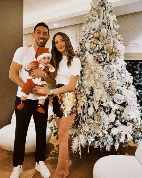 Futbolcuların yeni yıl paylaşımları