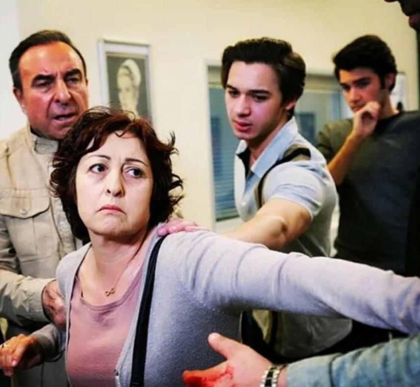 Arka Sokaklar'ın ölümüyle yasa boğan unutulmaz karakterleri