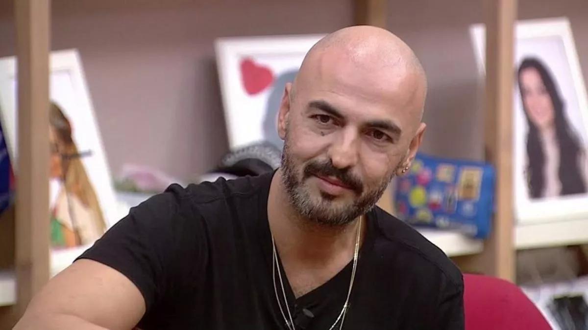 Soner Sarıkabadayı’nın uzun saçlı hali