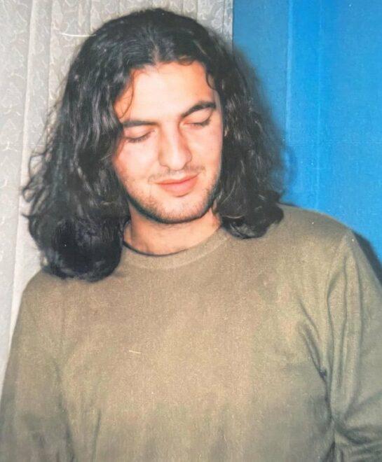 Soner Sarıkabadayı’nın uzun saçlı hali