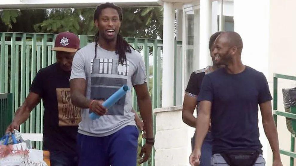 Çeşitli suçlarla hapis yatan futbolcular