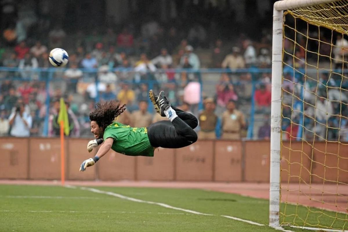 Çeşitli suçlarla hapis yatan futbolcular