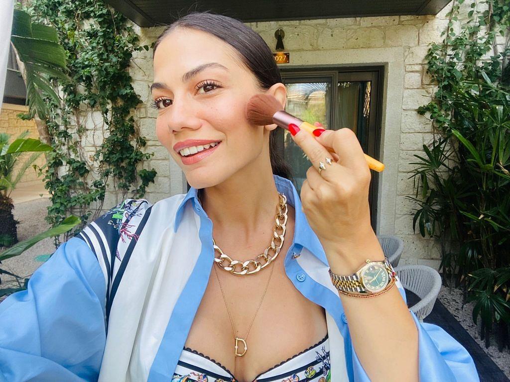 Servete bak! Ünlülerin saatleri ve fiyatları