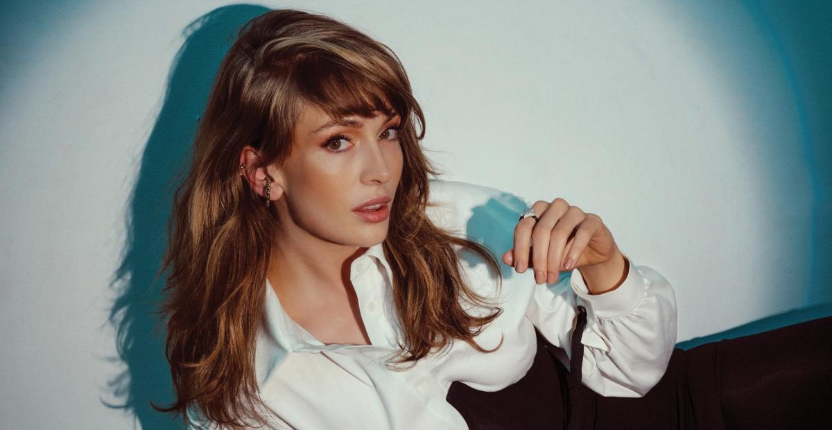 Yasemin Allen'in annesi meğer ünlüymüş! Türk filmlerinin İngiliz güzeli...