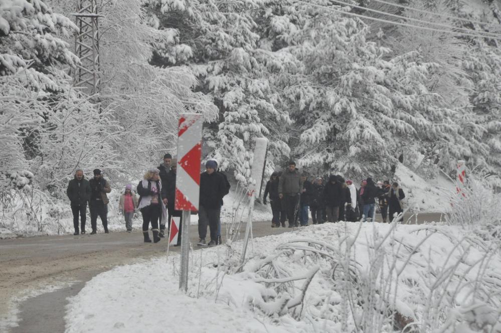 Abant Gölü'nden kar manzaraları