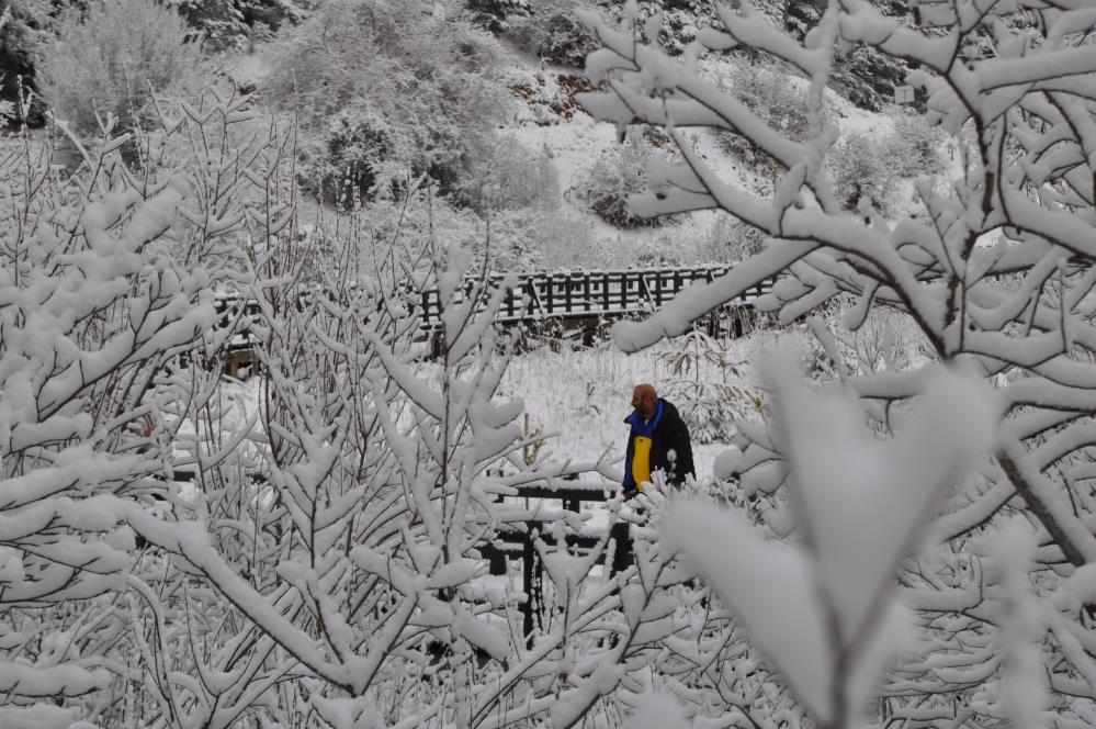 Abant Gölü'nden kar manzaraları