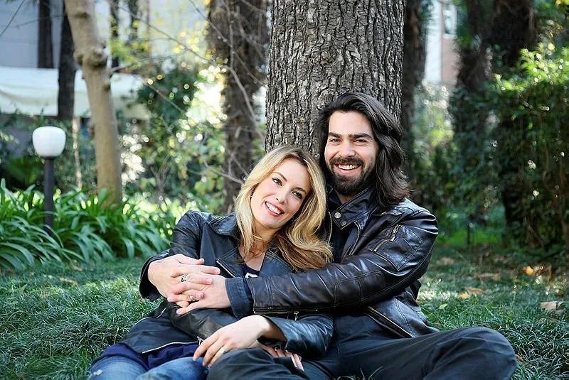 Arka Sokaklar'ın en güzel aşkıydı! Murat'la Zeynep'in yakışıklı oğluna bakın...