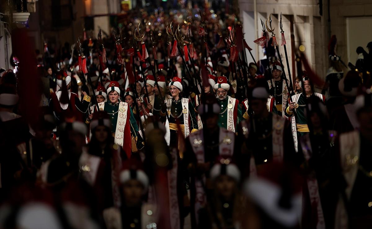 İspanya'daki Los Turcos (Türkler) grubu - Resim 19