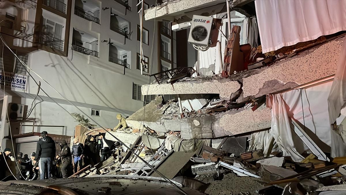 Kahramanmaraş, 7.7 şiddetindeki depremle sarsıldı