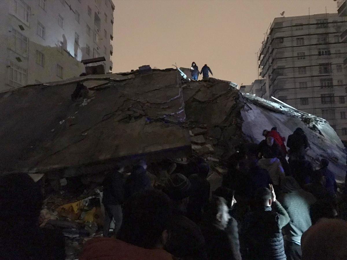 Kahramanmaraş, 7.7 şiddetindeki depremle sarsıldı