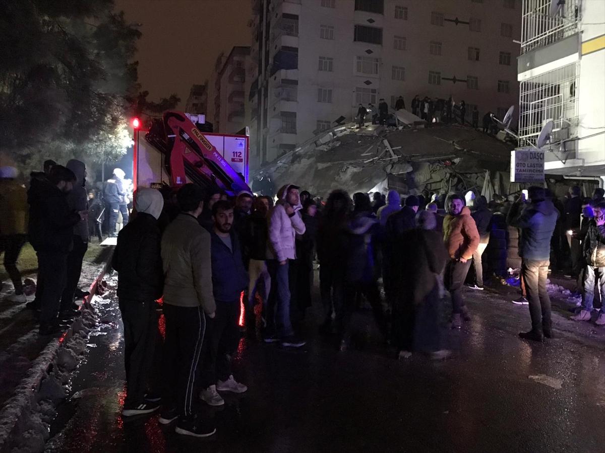 Kahramanmaraş, 7.7 şiddetindeki depremle sarsıldı