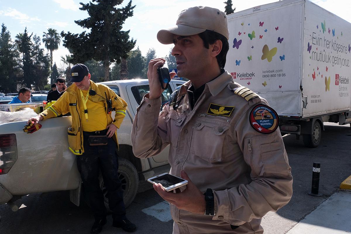 Reuters'ın objektifinden deprem sonrasında yaşananlar