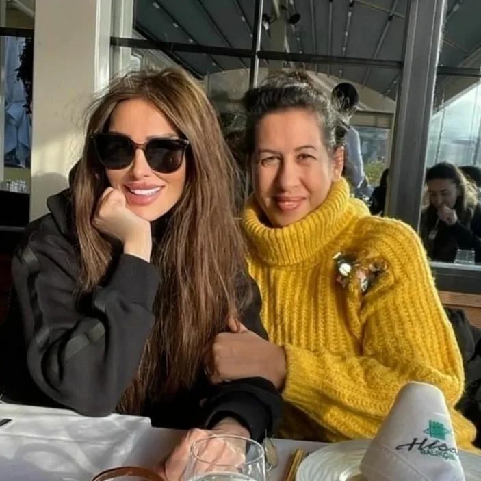 Depremde yakınlarını kaybeden ünlüler