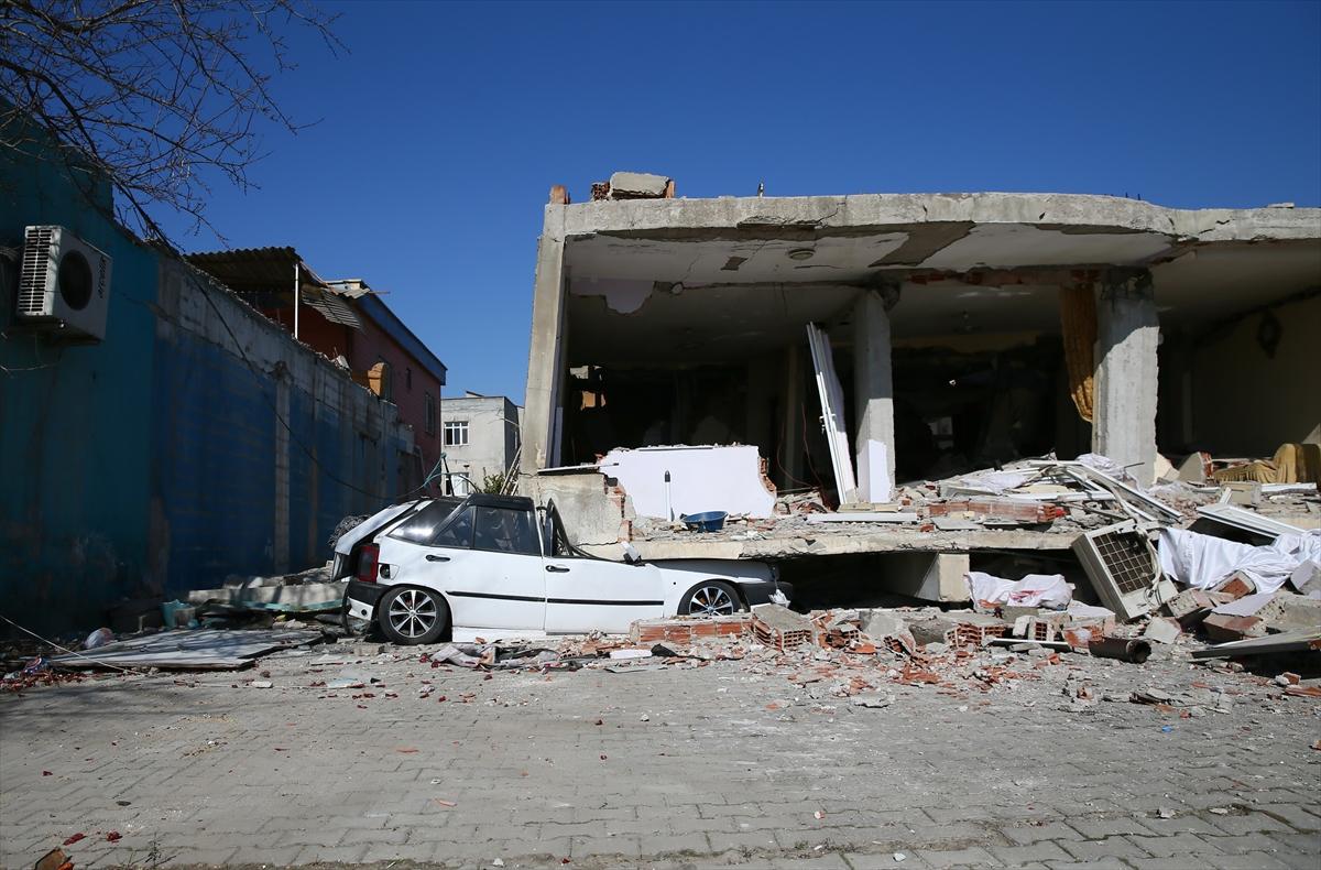 Depremin vurduğu Nurdağı'nda depremzedelerden geriye kalanlar