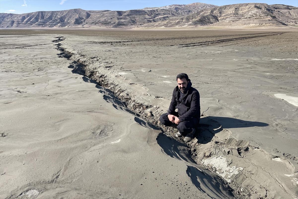 Elazığ'da fay hattındaki zemin sıvılaşması