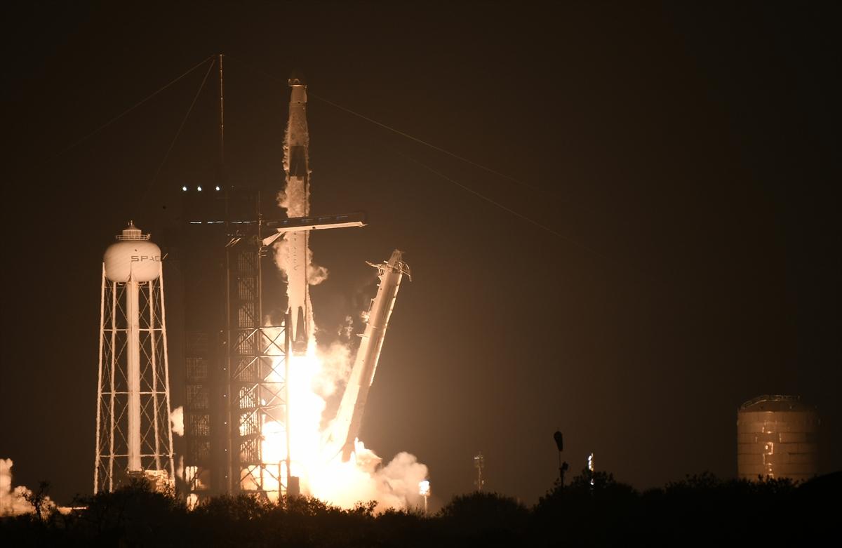 NASA SpaceX Crew-6 uzaya fırlatıldı