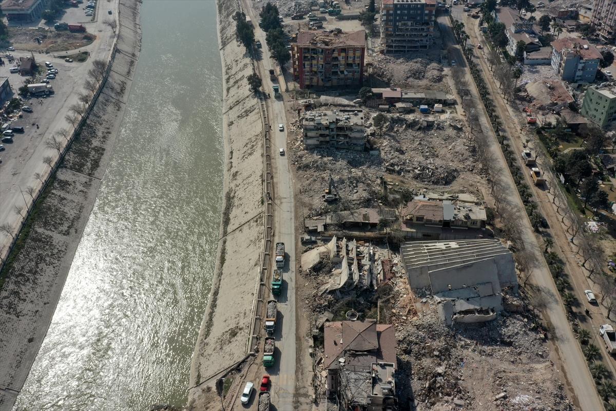 Yerle bir olan Hatay'ın son durumu gözler önüne serildi