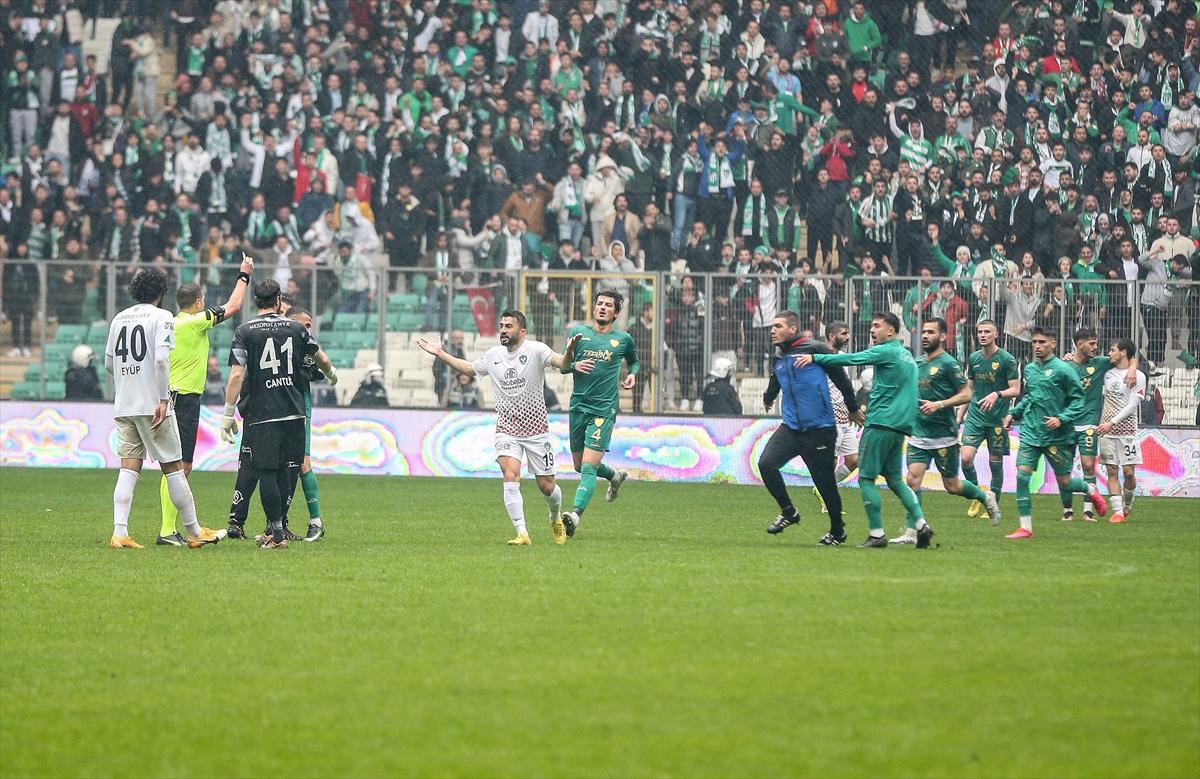 Bursaspor ve Amedspor arasındaki olaylı maç