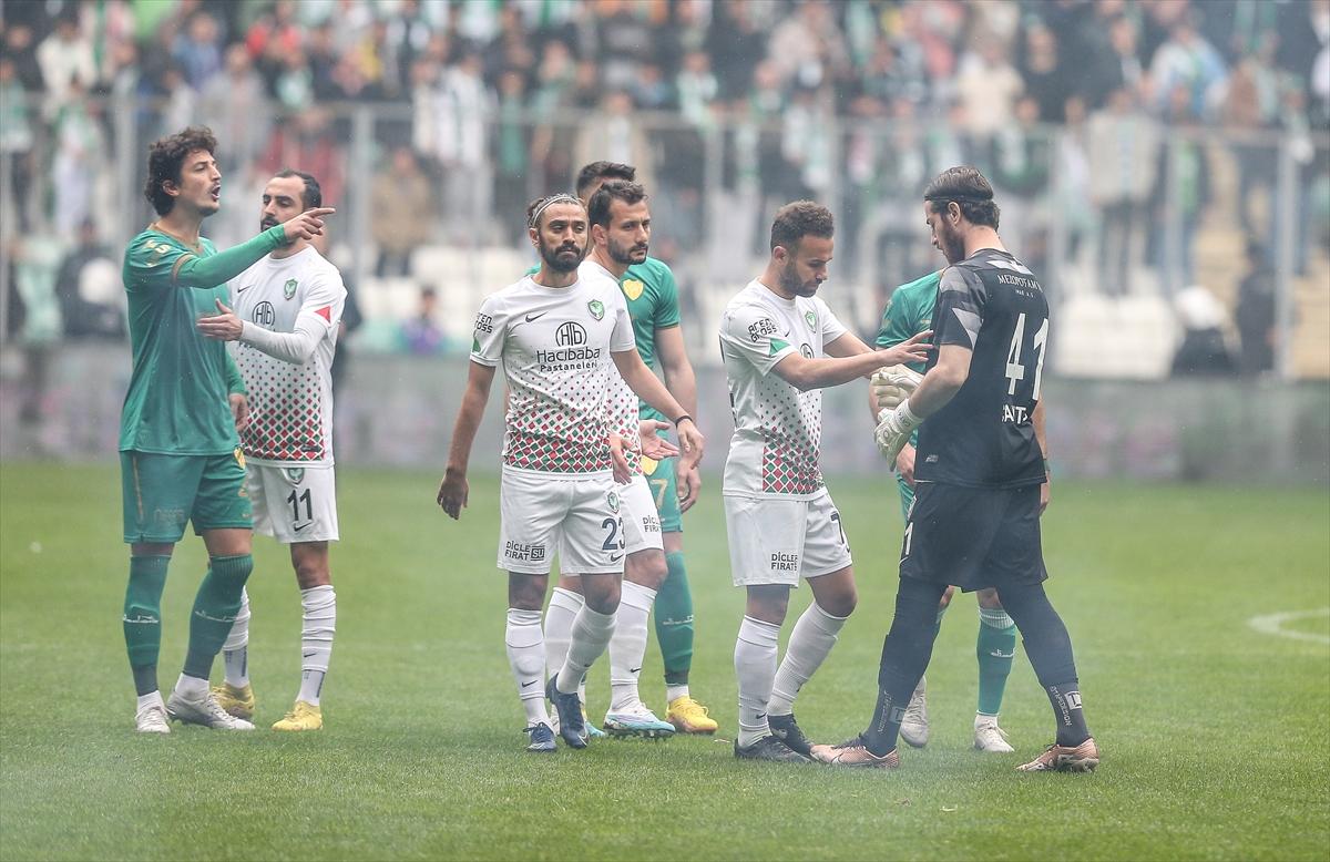 Bursaspor ve Amedspor arasındaki olaylı maç
