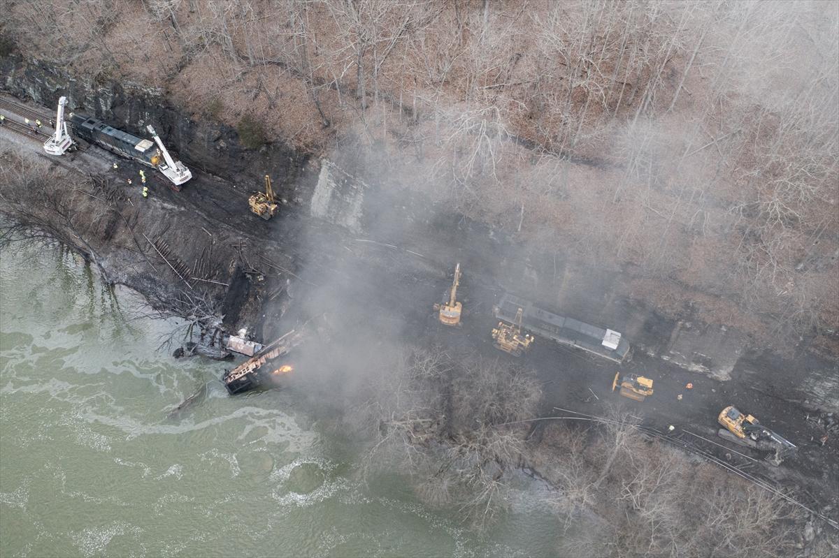 ABD'de tren kazası! 3 kişinin yaralandığı kazanın şiddeti gözler önüne serildi