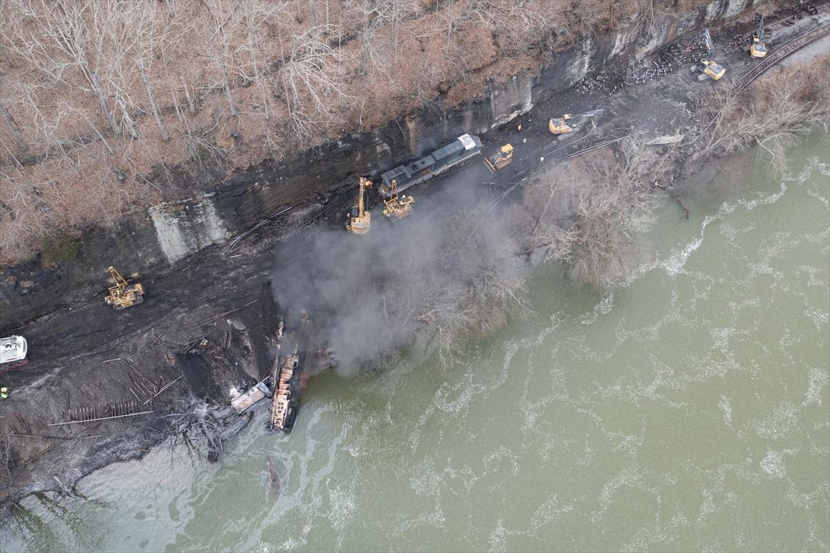 ABD'de tren kazası! 3 kişinin yaralandığı kazanın şiddeti gözler önüne serildi