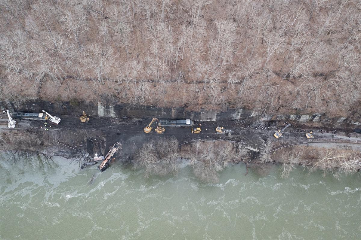 ABD'de tren kazası! 3 kişinin yaralandığı kazanın şiddeti gözler önüne serildi